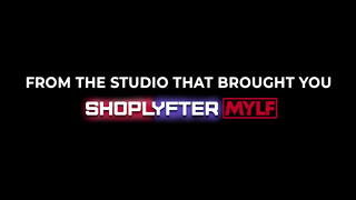 Mylf - Akgingersnaps és Lana Mars hármasban