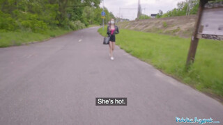 Public Agent - Mia Rose a hatalmas tőgyes tini kisasszony