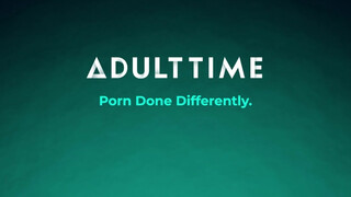 ADULT TIME - kopasz barna spiné kinyalja a csaját