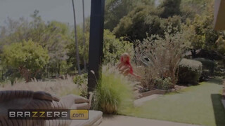 Brazzers - Phoenix Marie popókája is bekúrva