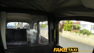 FakeTaxi - egy szexy irodista spiné