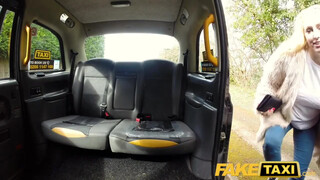 Fake Taxi - Hatalmas csöcsű világos szőke megdöngetve