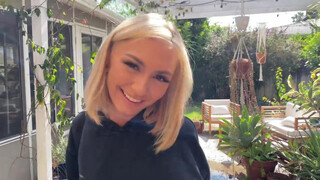 Chloe Temple pici szőrös pinácskája