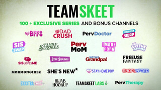 TeamSkeet - vörös nőci szőrös kicsike picsája