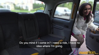 Fake Taxi - Vékony méretes csöcsű spanyol nőci