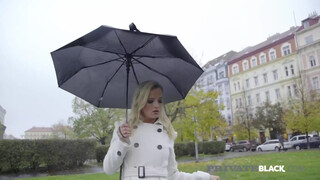 PrivateBlack - Victoria Pure popóba tolva