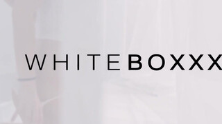 WHITEBOXXX - Chloe Lamour a méretes cickós milf