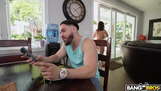 BANGBROS - Crystal Chase a méretes kannás latina kisasszony