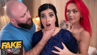 Szégyenlős pakisztáni csajszi felébred szexuálisan egy hármasban perverz brit párral