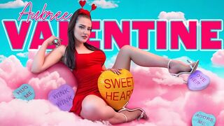 Pina a reflektorfényben: Aubree Valentine üvöltve élvezi, ahogy Donnie Rock az ujjaival a határig juttatja